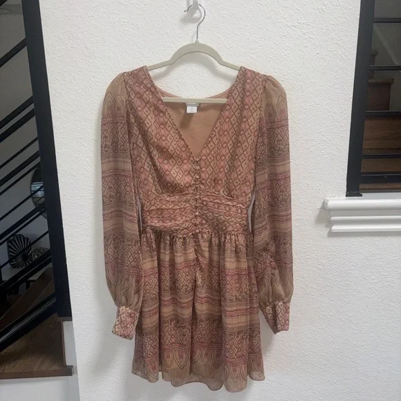 House of Harlow 1960 Shona Joy Metallic Smocked Mini Dress - Picture 2 of 6